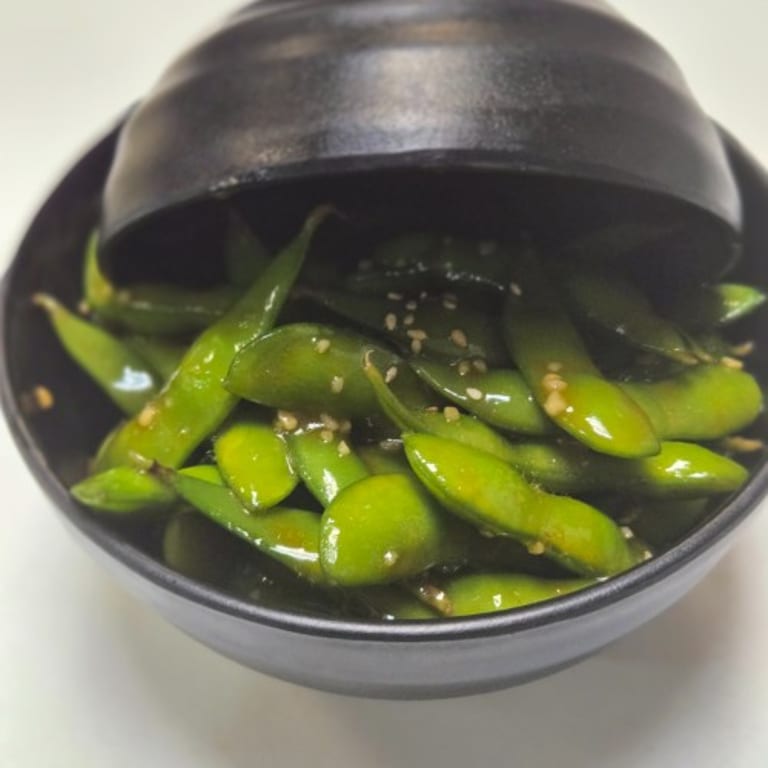 Delicious Spicy Edamame
